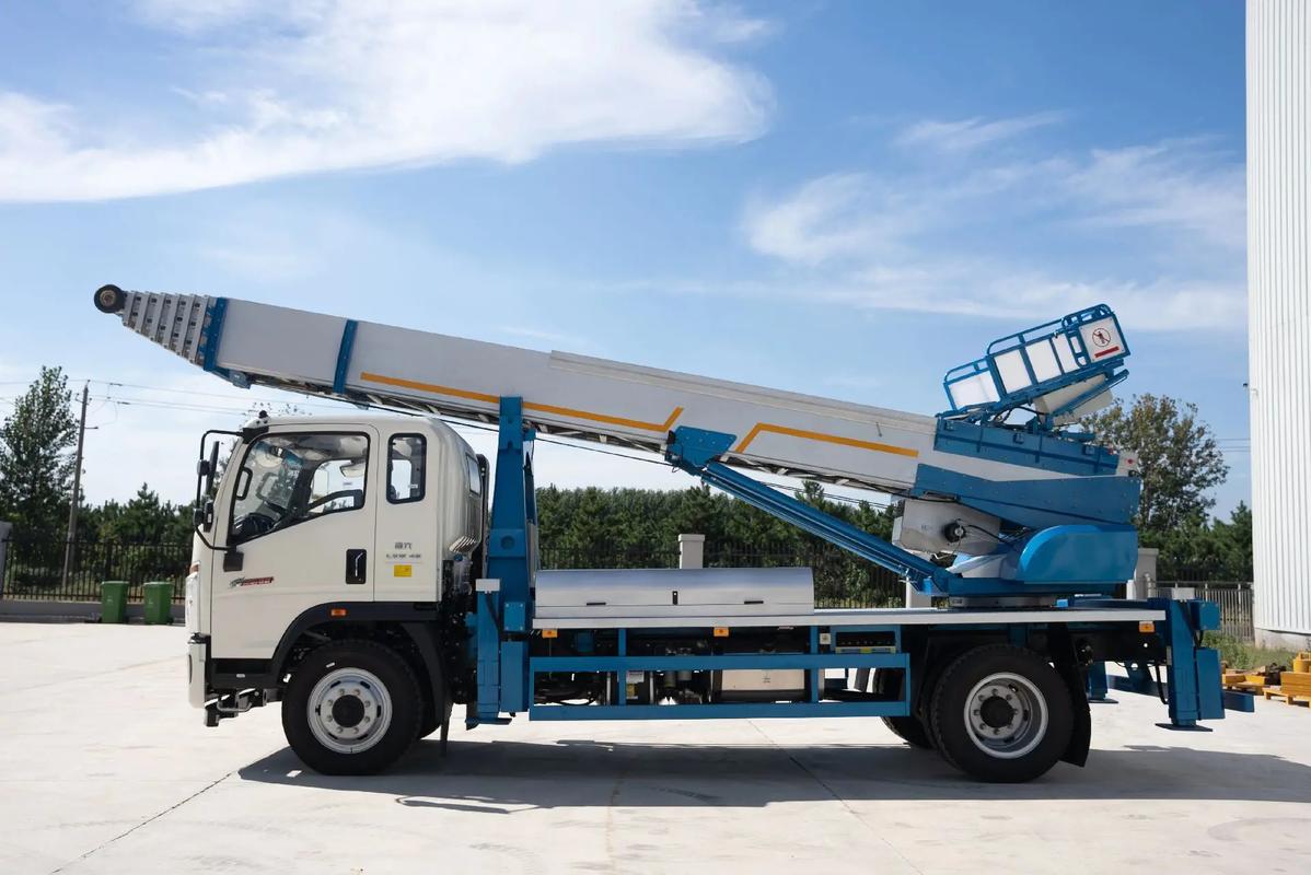 瑞金云梯上料车租赁费用