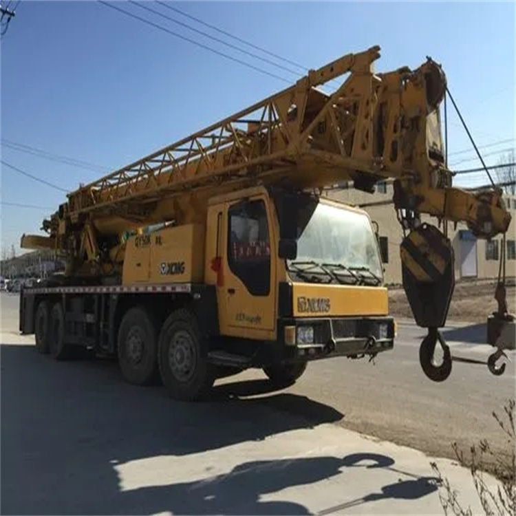 瑞金吊车吊挖机的正确办法